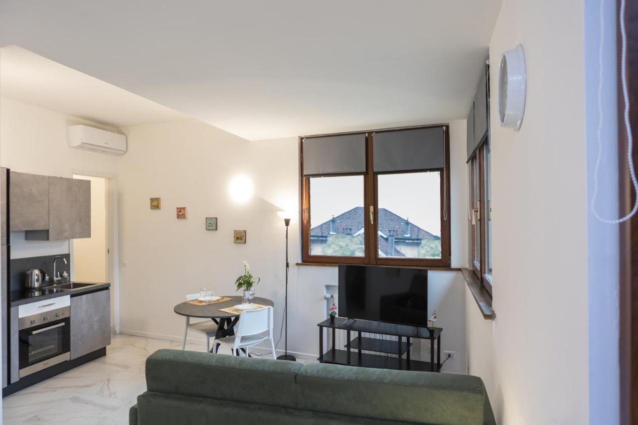 Santa Marta Apartments Мілан Екстер'єр фото