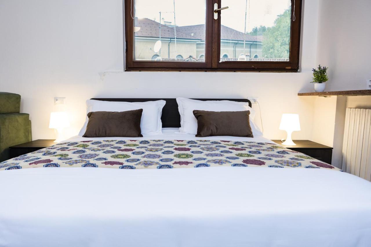 Santa Marta Apartments Мілан Екстер'єр фото